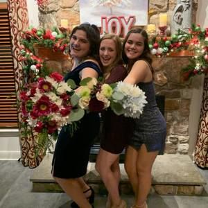 Meet your Posher, Mia